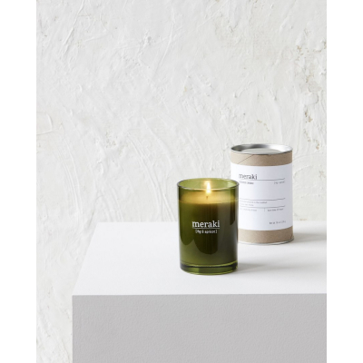                             Vonná sviečka Fig and Apricot 220 g                        