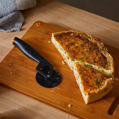                             Krájač na pizzu Functional Form Black                        