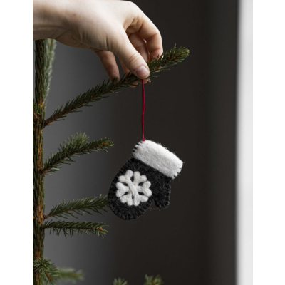                             Závesná vlnená dekorácia Ullskullen Dark Grey                        