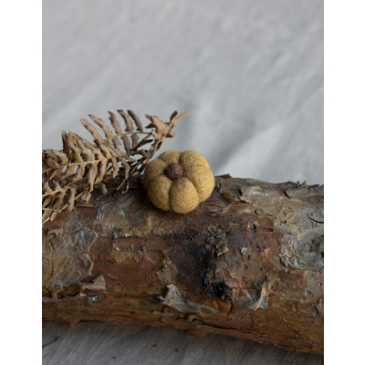                             Plstená dekorácia tekvice Haga Ochre                        