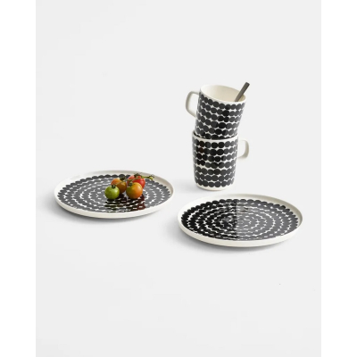                             Servírovací tanier Oiva Siirtolapuutarha Dots 20 cm                        