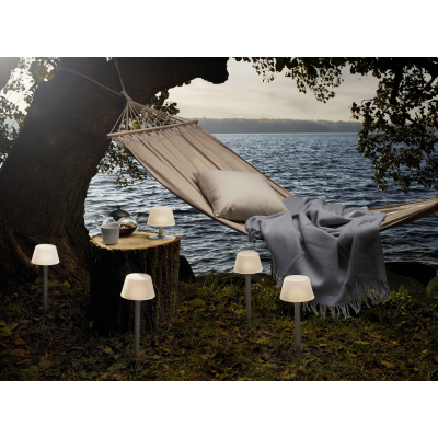                             Solárna lampa SunLight na zapichnutie do zeme                        