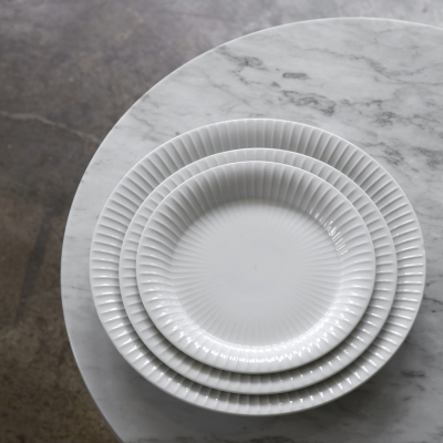                             Servírovací tanier Hammershoi White 22 cm                        